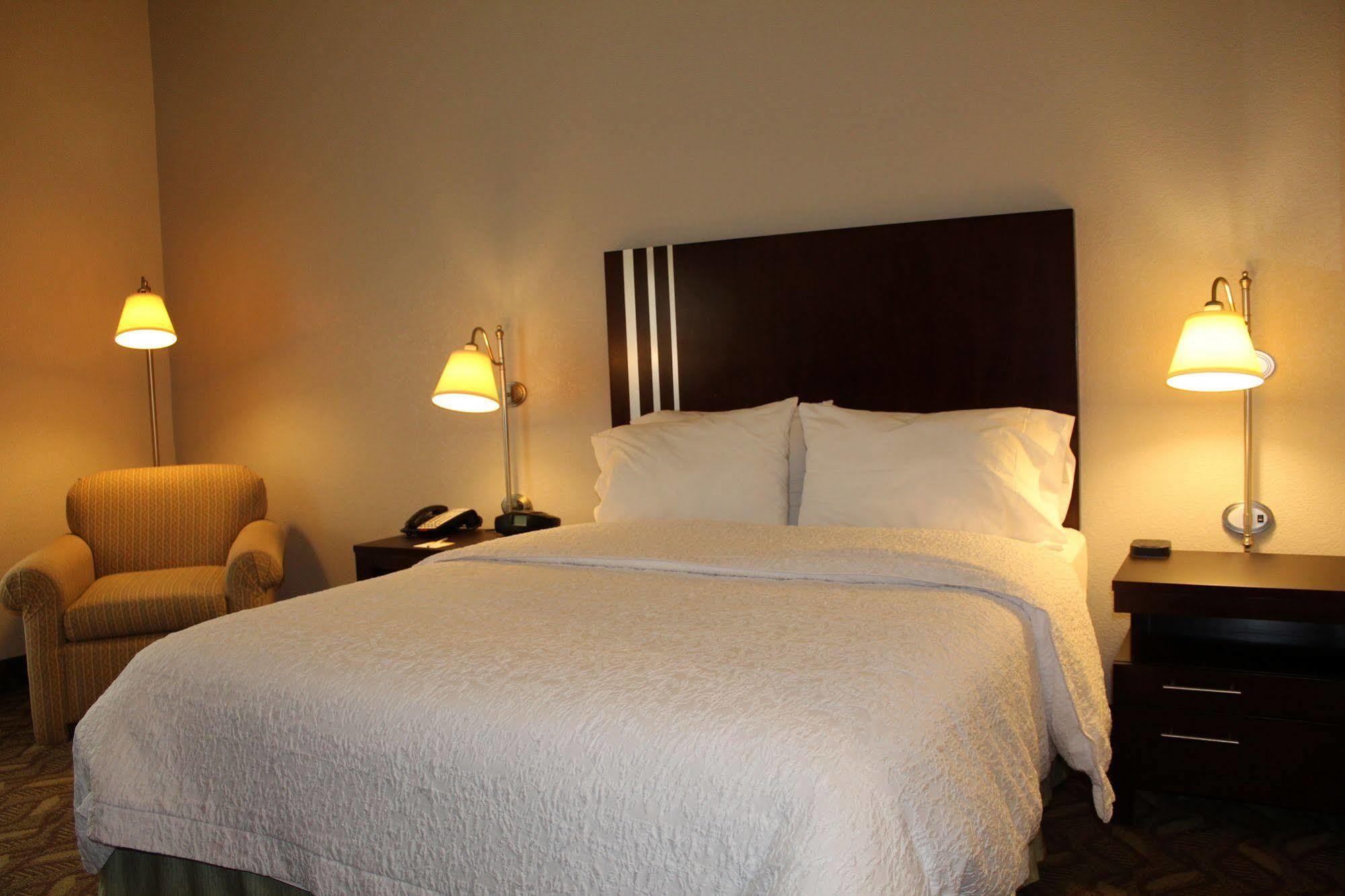 Hampton Inn & Suites Houston-Cypress Station Westfield Exterior foto